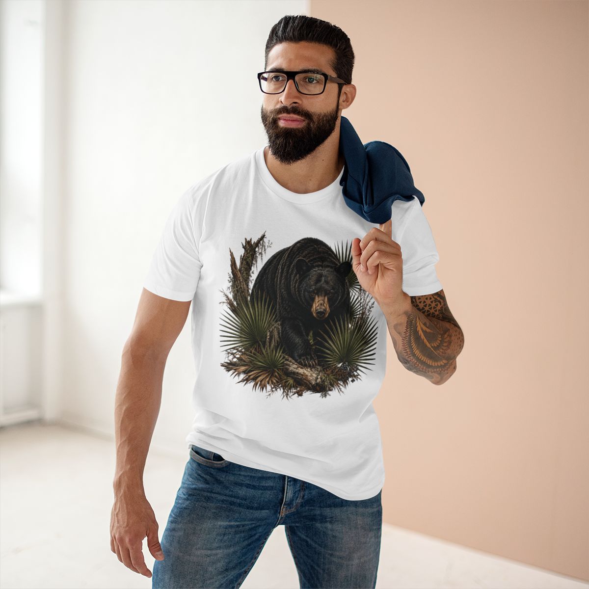 Florida Black Bear Shirt, Saw Palmetto Wildlife Tee, Premium Florida Nature Graphic T-Shirt, Bear Lover Outdoor Gift.