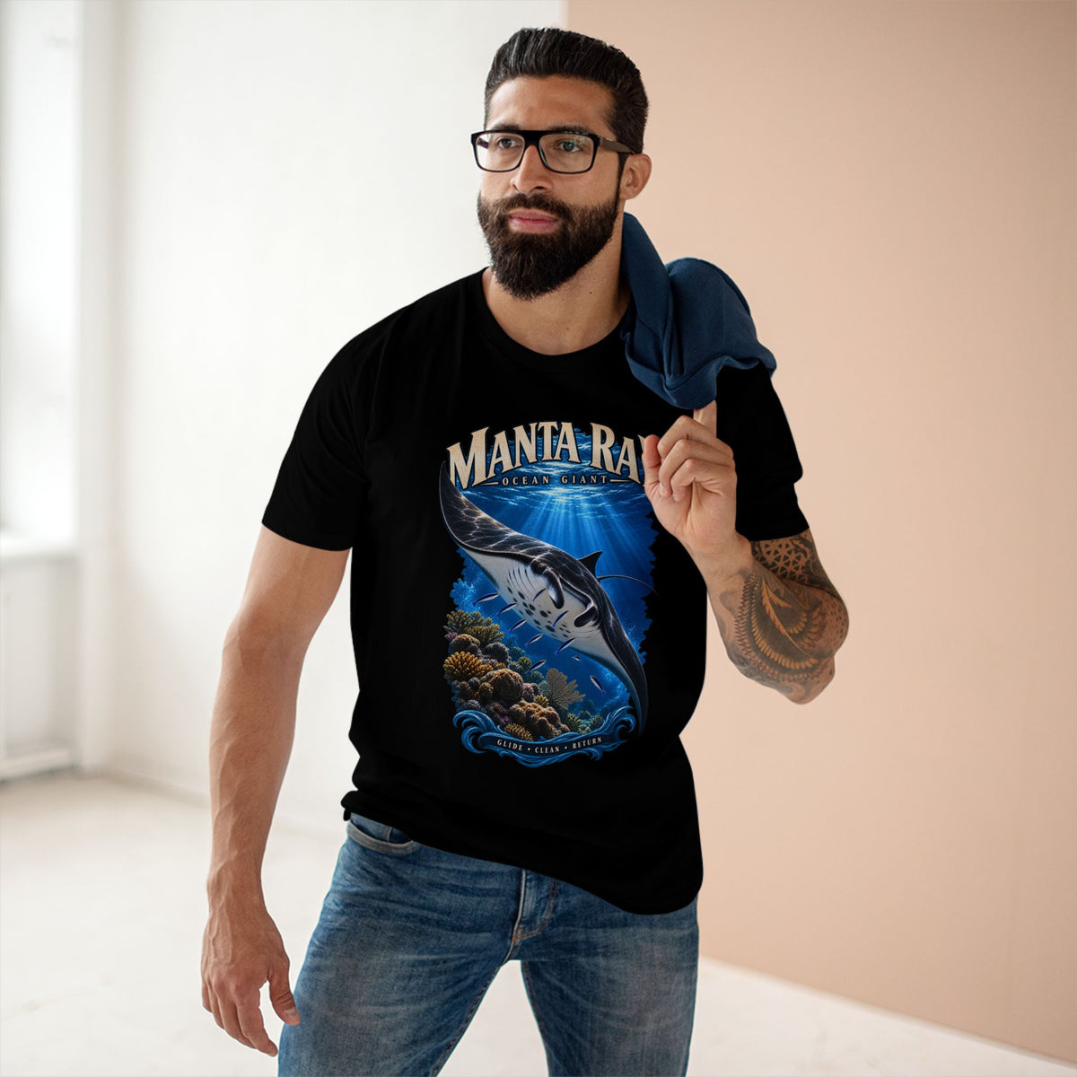 Giant Manta Ray Shirt, Ocean Wildlife Tee, Scuba Diving & Marine Biology Gift.
